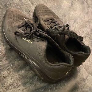 Skechers Size 9